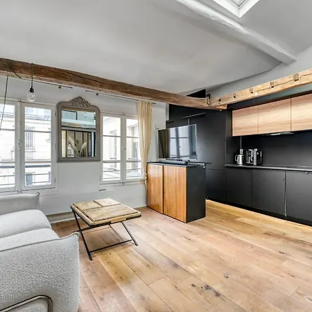 Luxurious Flat - Square Du Temple In Appartamento