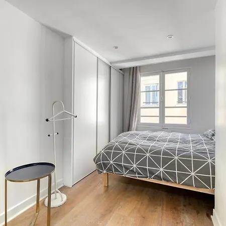 Luxurious Flat - Square Du Temple In Appartamento *